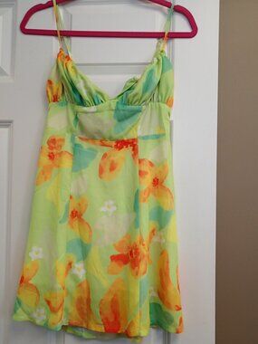 Cider Floral Dress New w tags Size Small